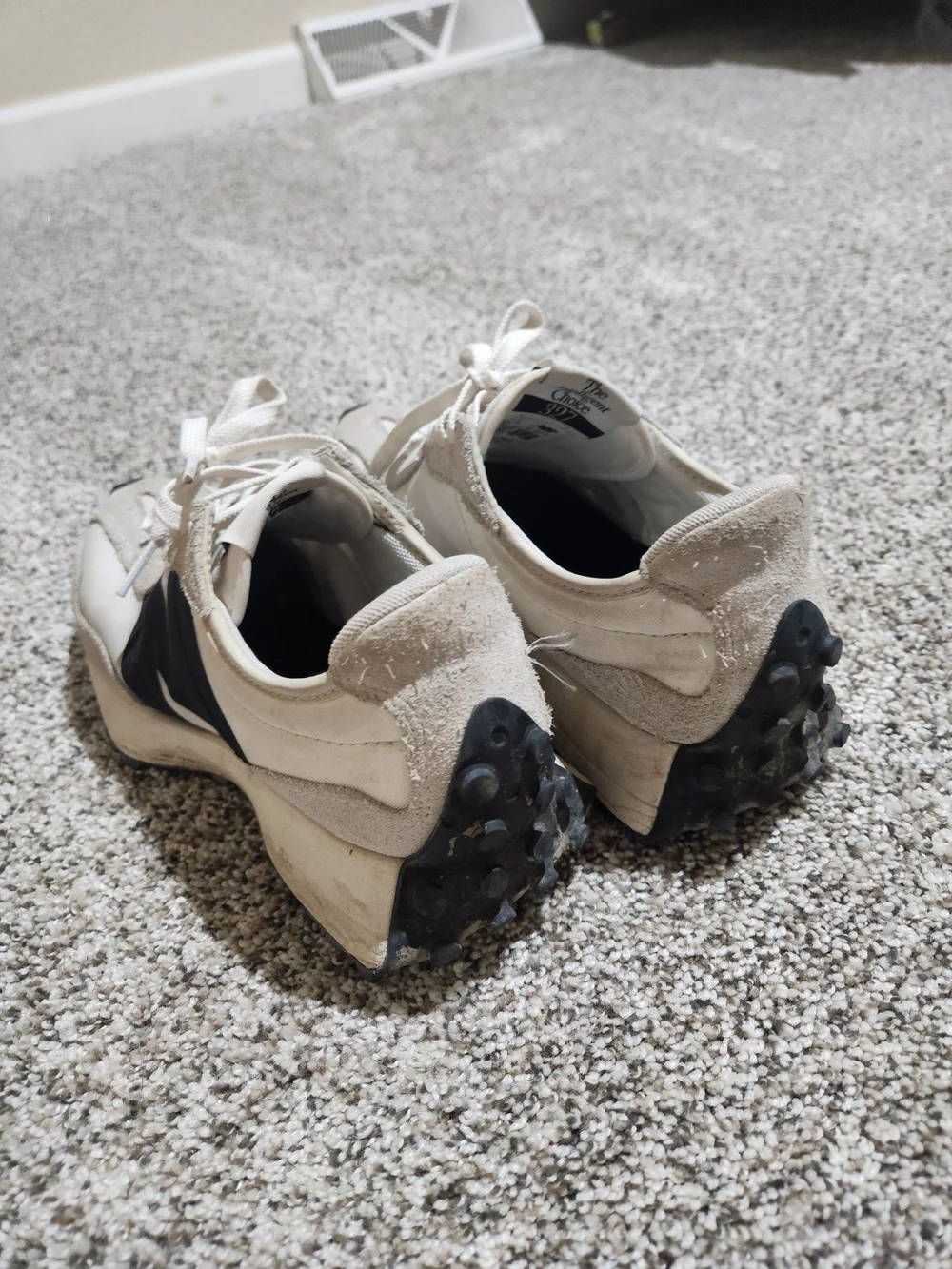 New Balance Womens - Picture 2 of 3